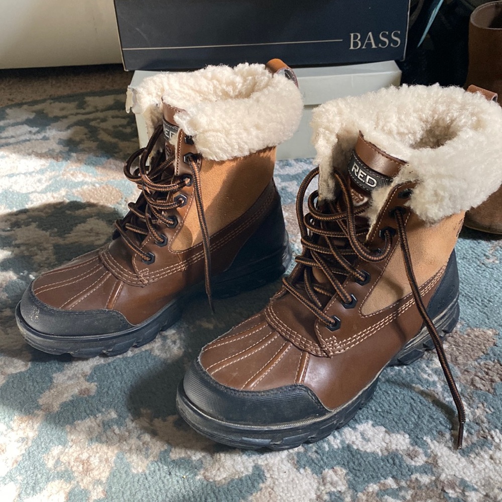 Red Winter Boots size 6.5 - Water Resistant